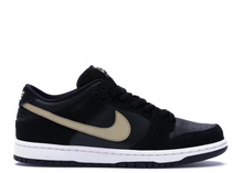 Load image into Gallery viewer, Nike SB Dunk Low Takashi (2018)
