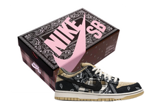 Load image into Gallery viewer, Nike SB Dunk Low Travis Scott (Special Box)
