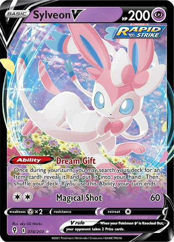 Sylveon V - 074/203 - NM
