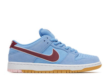 Load image into Gallery viewer, Nike SB Dunk Low Philadelphia Phillies