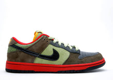 Load image into Gallery viewer, Nike SB Dunk Low Asparagus