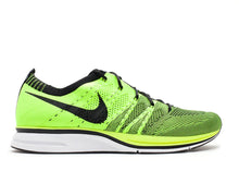 Load image into Gallery viewer, Nike Flyknit Trainer Volt