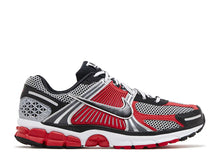 Load image into Gallery viewer, Nike Zoom Vomero 5 Metallic Silver University Red