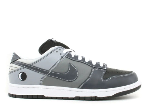 Nike SB Dunk Low Lunar Eclipse (East)