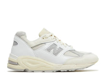 Load image into Gallery viewer, New Balance 990v2 Teddy Santis Sea Salt