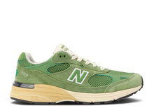 Load image into Gallery viewer, New Balance 993 Teddy Santis Chive