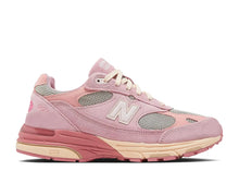 Load image into Gallery viewer, New Balance 993 Joe Freshgoods Performance Art Powder Pink