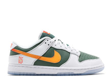 Load image into Gallery viewer, Nike Dunk Low SE NY vs. NY