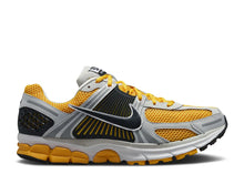 Load image into Gallery viewer, Nike Zoom Vomero 5 Photon Dust Laser Orange