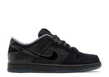 Load image into Gallery viewer, Nike Dunk Low Ducks of a Feather Black University of Oregon PE