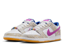 Load image into Gallery viewer, Nike SB Dunk Low Rayssa Leal