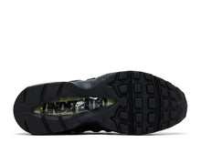 Load image into Gallery viewer, Nike Air Max 95 SP Undefeated Geo La Brea Medium Olive