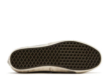 Load image into Gallery viewer, Vans Premium Authentic La Habana Red Navy