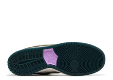 Load image into Gallery viewer, Nike SB Dunk Low Alexis Sablone Chameleon