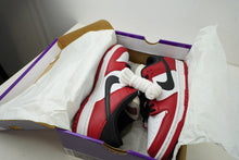 Load image into Gallery viewer, Nike SB Dunk Low J-Pack Chicago