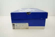 Load image into Gallery viewer, Nike SB Dunk Low Crown Royal