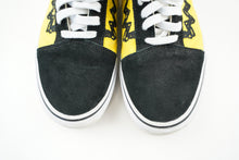Load image into Gallery viewer, Vans Old Skool Peanuts Charlie Brown