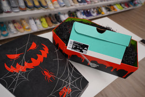 Nike SB Dunk Low Night of Mischief Halloween (Special Box)