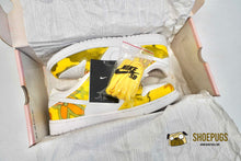 Load image into Gallery viewer, Nike SB Dunk Low De La Soul (2005)