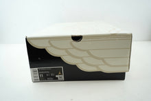 Load image into Gallery viewer, Air Jordan 2 Retro Chicago (2022)