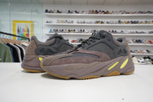 Load image into Gallery viewer, Adidas Yeezy Boost 700 Mauve