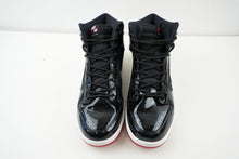 Load image into Gallery viewer, Nike SB Dunk High Bred