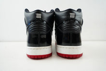 Load image into Gallery viewer, Nike SB Dunk High Bred