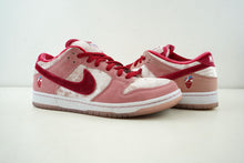 Load image into Gallery viewer, Nike SB Dunk Low StrangeLove Skateboards
