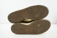 Load image into Gallery viewer, Nike Dunk Low Undefeated Canteen