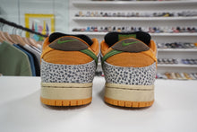Load image into Gallery viewer, Nike SB Dunk Low Safari