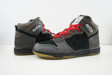 Load image into Gallery viewer, Nike SB Dunk High MF DOOM