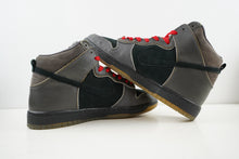 Load image into Gallery viewer, Nike SB Dunk High MF DOOM