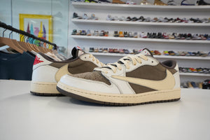 Air Jordan 1 Retro Low Travis Scott Reverse Mocha