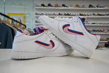 Load image into Gallery viewer, Nike SB Dunk Low Parra