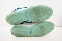 Load image into Gallery viewer, Nike SB Dunk Low Futura Laboratories Bleached Aqua