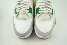Load image into Gallery viewer, Air Jordan 4 Retro SB Pine Green