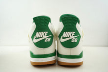 Load image into Gallery viewer, Air Jordan 4 Retro SB Pine Green