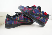 Load image into Gallery viewer, Nike SB Dunk Nardwuar (Signed)