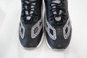 Air Jordan 11 Retro Low IE Black Cement