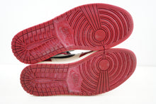 Load image into Gallery viewer, Air Jordan 1 Retro High Chicago Lost &amp; Found
