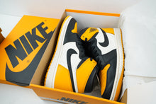 Load image into Gallery viewer, Air Jordan 1 Retro High Taxi