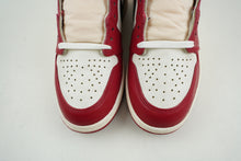 Load image into Gallery viewer, Ait Jordan 1 Retro High Chicago Lost &amp; Found