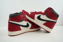 Load image into Gallery viewer, Ait Jordan 1 Retro High Chicago Lost &amp; Found
