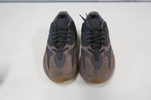 Load image into Gallery viewer, Adidas Yeezy Boost 700 Mauve