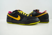 Load image into Gallery viewer, Nike SB Dunk Low Space Tiger