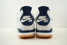 Load image into Gallery viewer, Air Jordan 4 Retro SB Navy