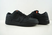 Load image into Gallery viewer, Nike SB Dunk Low Pro Triple Black