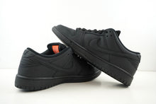 Load image into Gallery viewer, Nike SB Dunk Low Pro Triple Black