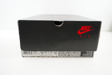 Load image into Gallery viewer, Air Jordan 5 Retro Grape