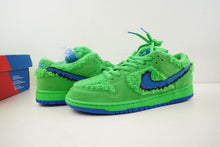 Load image into Gallery viewer, Nike SB Dunk Low Grateful Dead Bears Green